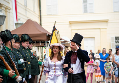 Slavnostní přivítání císařského páru | © Maria Němeček